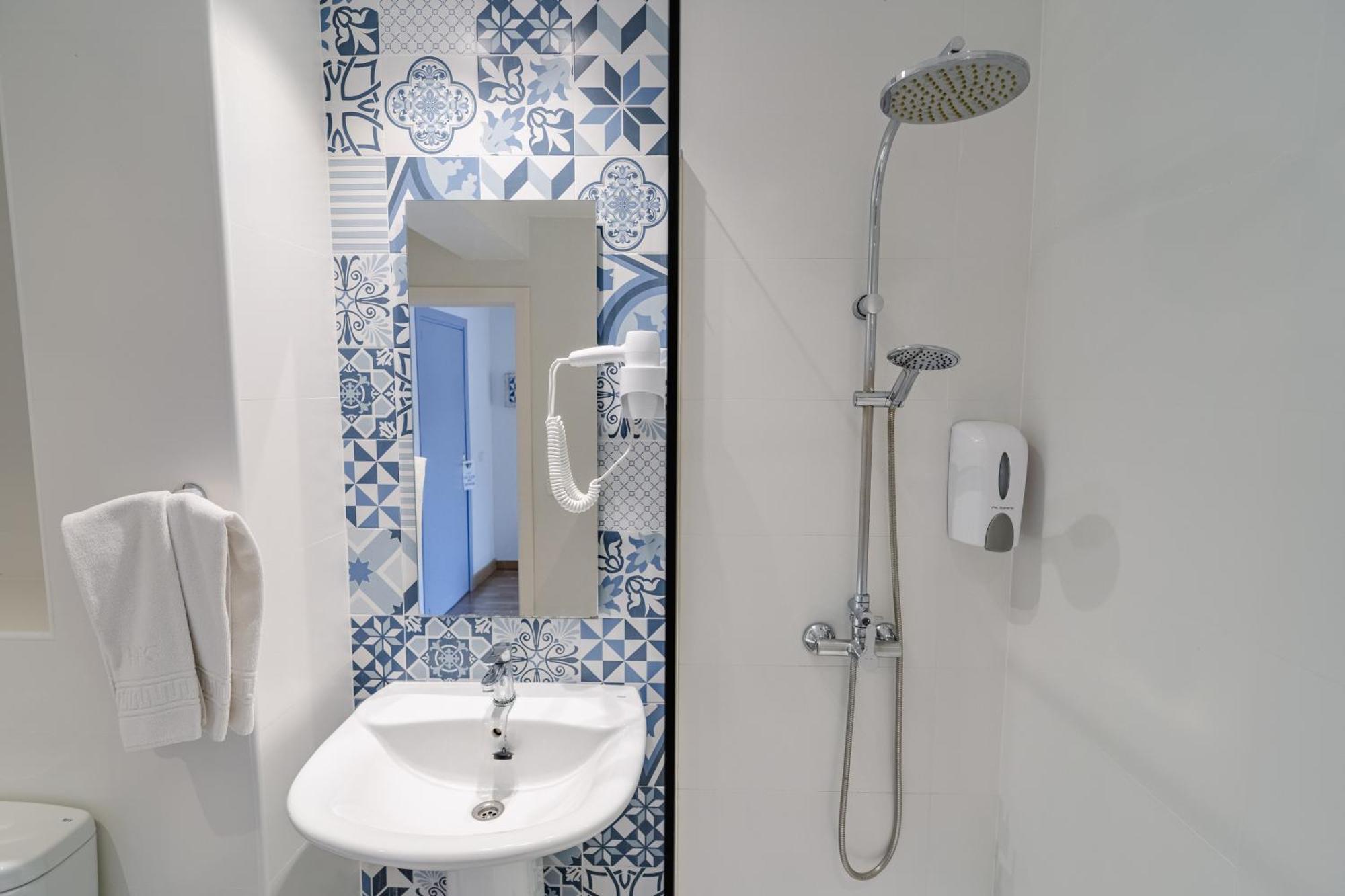 Hostal Hpc Porto Colom Экстерьер фото