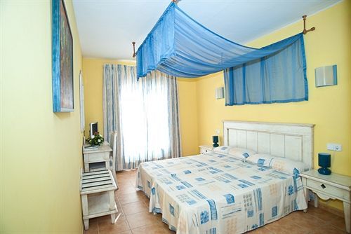 Hostal Hpc Porto Colom Экстерьер фото